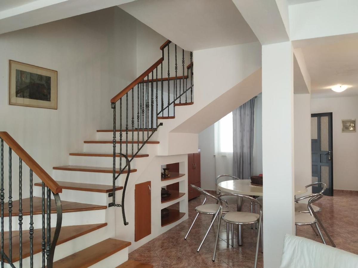 Apartmani Deleut Novi Vinodolski Exterior photo