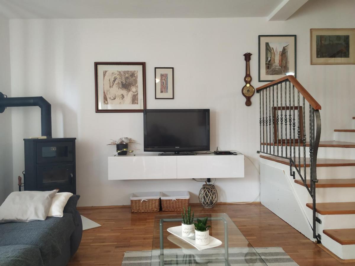 Apartmani Deleut Novi Vinodolski Exterior photo