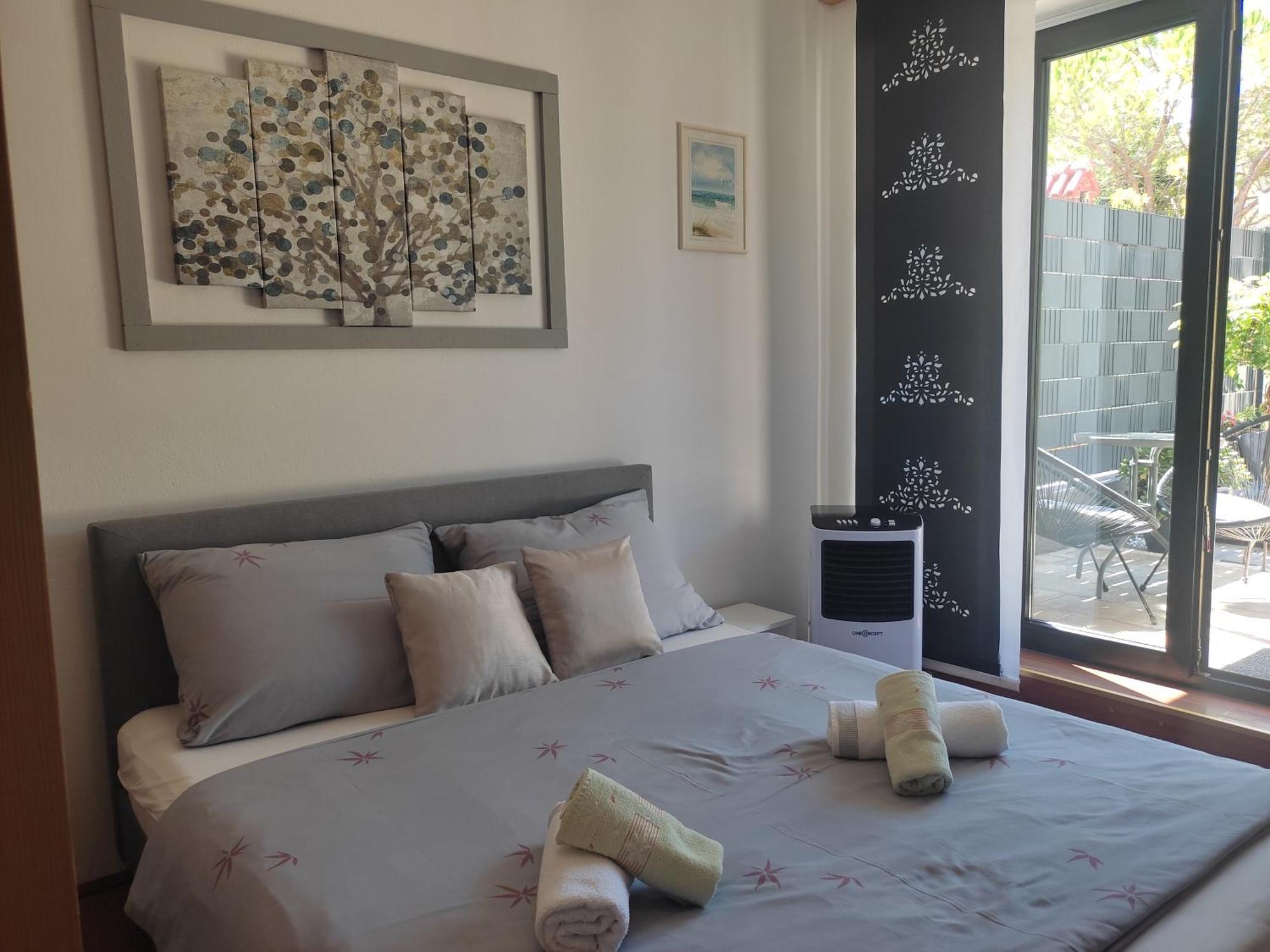 Apartmani Deleut Novi Vinodolski Exterior photo