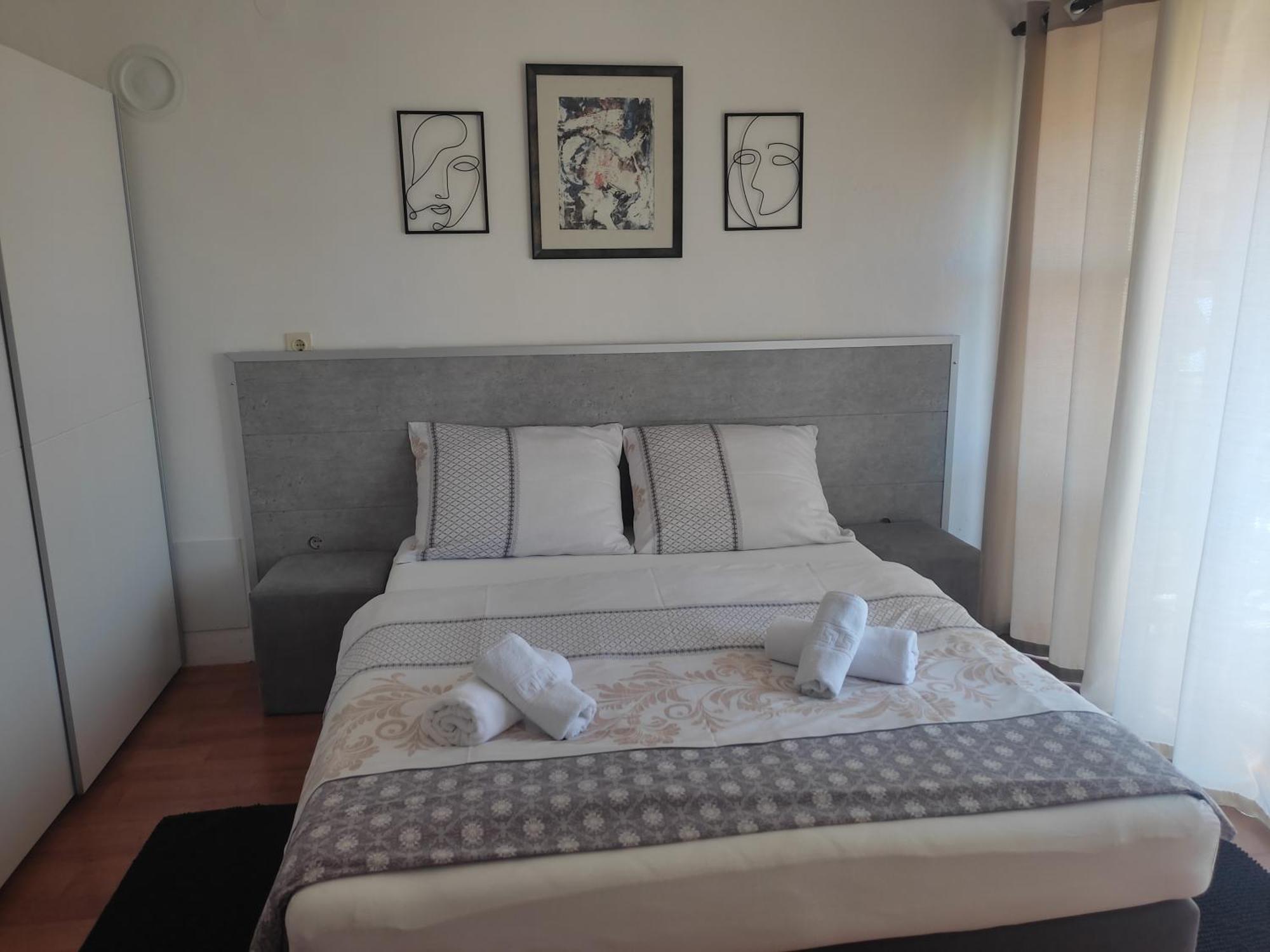 Apartmani Deleut Novi Vinodolski Exterior photo